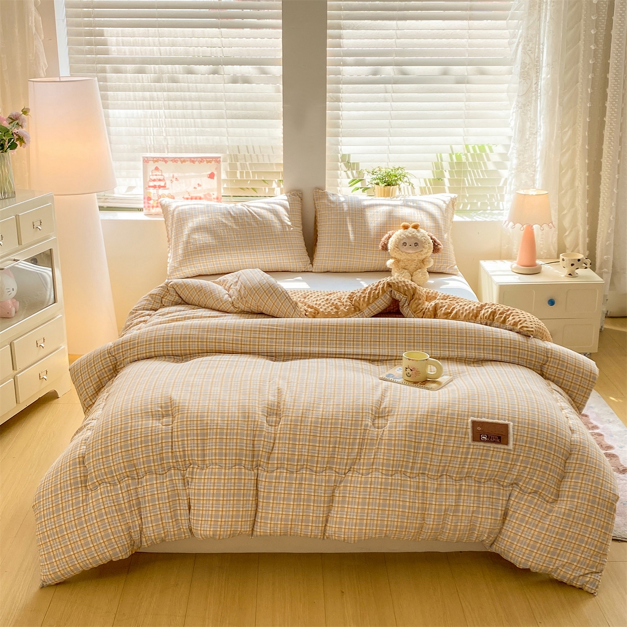 91家纺网 家纺一手货源 找家纺 宝士康家纺 2025新款豆豆绒木棉冬被/被芯/跨境/外贸 豆豆-灰黄格