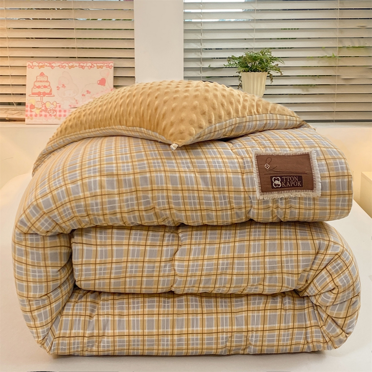 91家纺网 家纺一手货源 找家纺 宝士康家纺 2025新款豆豆绒木棉冬被/被芯/跨境/外贸 豆豆-灰黄格