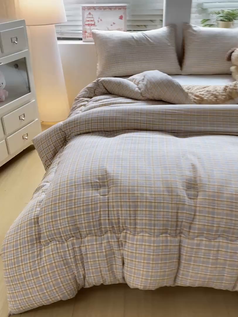 91家纺网 家纺一手货源 找家纺 宝士康家纺 2025新款豆豆绒木棉冬被/被芯/跨境/外贸 豆豆-灰黄格