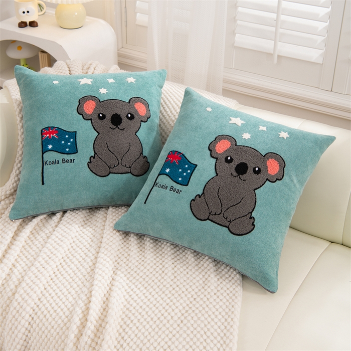 91家纺网 家纺一手货源 找家纺 仁宇枕业 2025新款新品情侣抱枕靠枕靠垫腰枕头枕腰靠枕头枕芯 亚麻动物园系列抱枕-浅绿色国旗熊