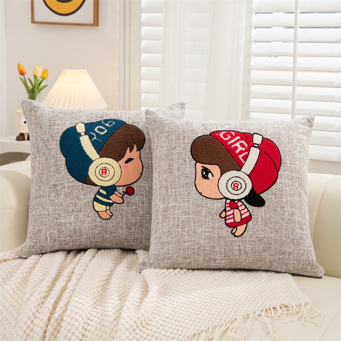 91家纺网 家纺一手货源 找家纺 仁宇枕业 2025新款新品情侣抱枕靠枕靠垫腰枕头枕腰靠枕头枕芯 亚麻耳机男孩抱枕系列-帽子男孩红色