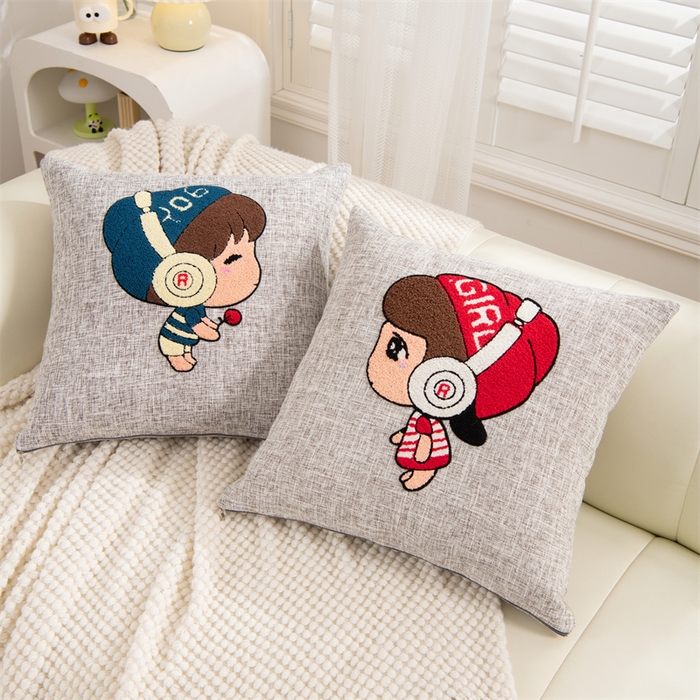 91家纺网 家纺一手货源 找家纺 仁宇枕业 2025新款新品情侣抱枕靠枕靠垫腰枕头枕腰靠枕头枕芯 亚麻耳机男孩抱枕系列-帽子男孩红色