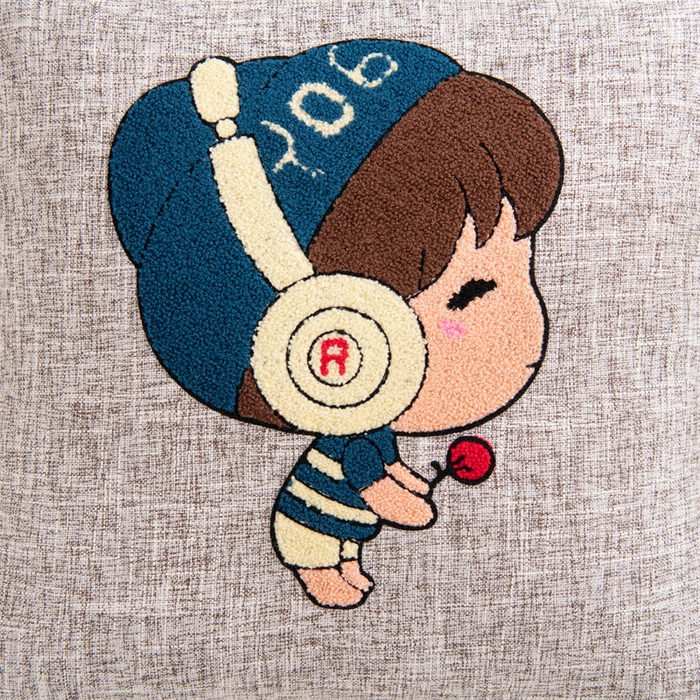 91家纺网 家纺一手货源 找家纺 仁宇枕业 2025新款新品情侣抱枕靠枕靠垫腰枕头枕腰靠枕头枕芯 亚麻耳机男孩抱枕系列-帽子男孩蓝色