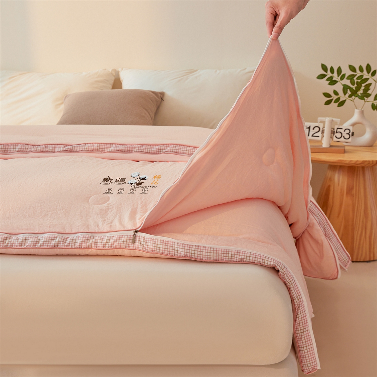 91家纺网 家纺一手货源 找家纺 易博家纺 2025新款A类水洗棉新疆棉花被立体边子母被冬被春秋被被子被芯 新疆棉-立体粉