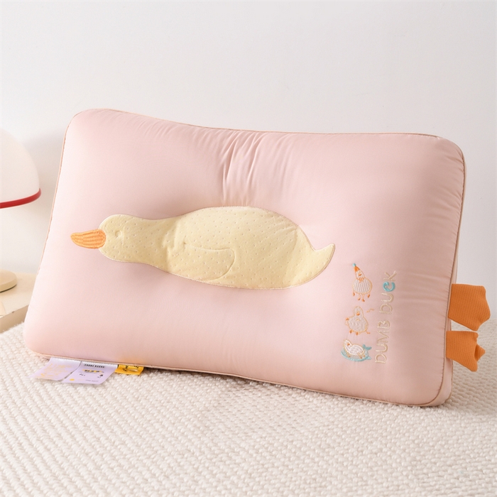 91家纺网 家纺一手货源 找家纺 仁宇枕业 2025新款新品可爱儿童成人定型护颈中低枕头枕芯呆呆鸭枕头 呆呆鸭-粉色