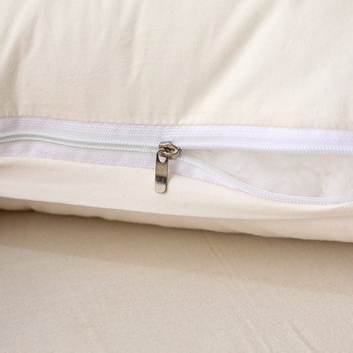 91家纺网 家纺一手货源 找家纺 （总）仁宇枕业 2025新款新品A类全棉大豆蛋白舒适定型护颈羽丝绒枕头枕芯