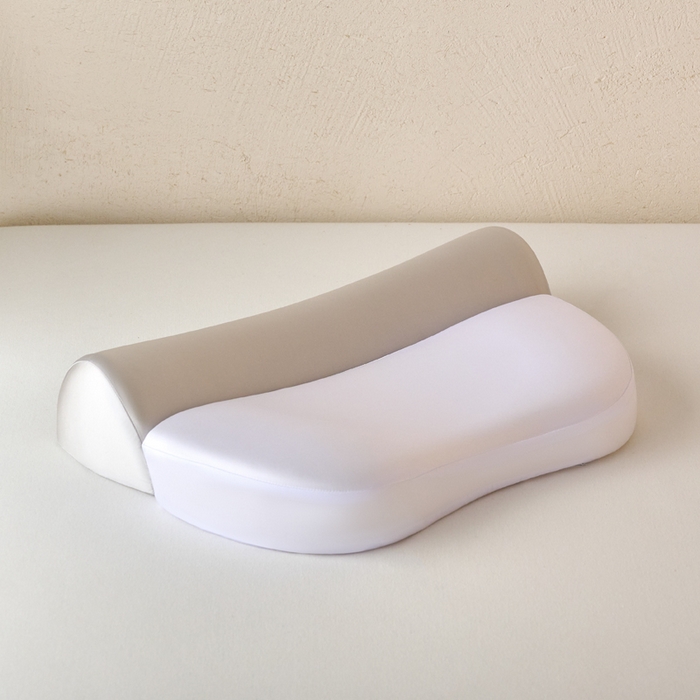 明星枕业 2025新款零压深睡慢回弹记忆棉颈椎枕护颈椎助睡眠颈椎病专用牵引反弓枕枕头枕芯 分段牵引枕-灰