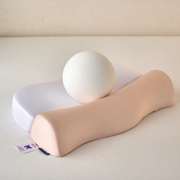 91家纺网 家纺一手货源 找家纺 明星枕业 2025新款零压深睡慢回弹记忆棉颈椎枕护颈椎助睡眠颈椎病专用牵引反弓枕枕头枕芯 分段牵引枕-粉