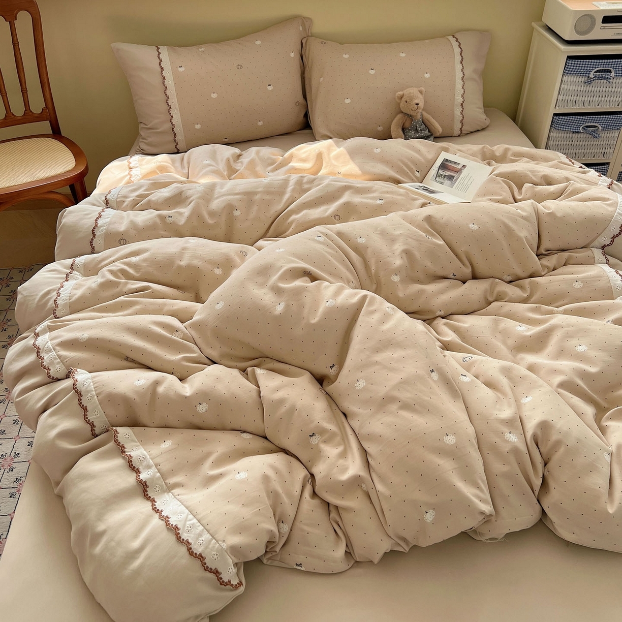 91家纺网 家纺一手货源 找家纺 （总）优选 2025秋冬新品韩国小清新有氧提花人字纹双层纱全棉蕾丝花边加厚四件套（提供买家秀）