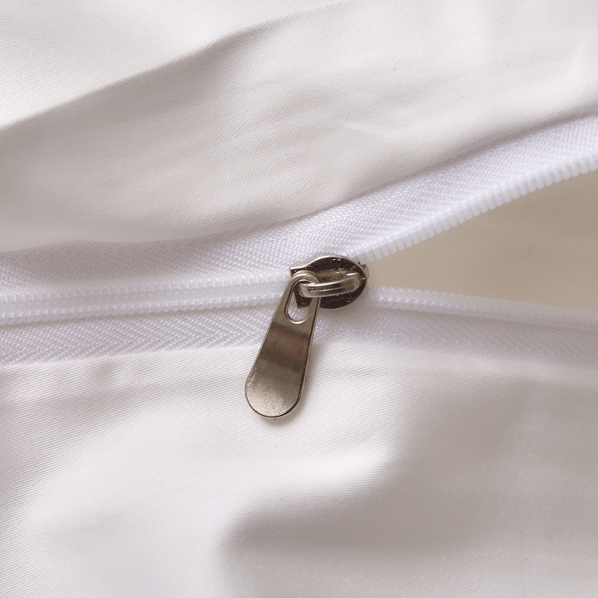 91家纺网 家纺一手货源 找家纺 DoDo 兜兜 2026新款全棉纯棉50支长绒棉单枕套 枕套单件 月光白