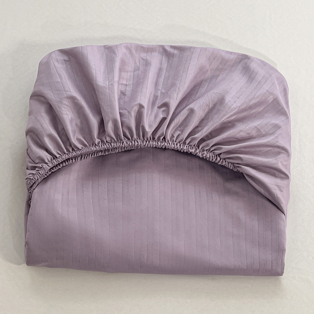 91家纺网 家纺一手货源 找家纺 恬澳家纺 2025新款简约磨毛压花床笠外贸跨境电商亚马逊速卖通单床笠三件套欧美尺寸多多跨境平台-场景二 条纹-紫