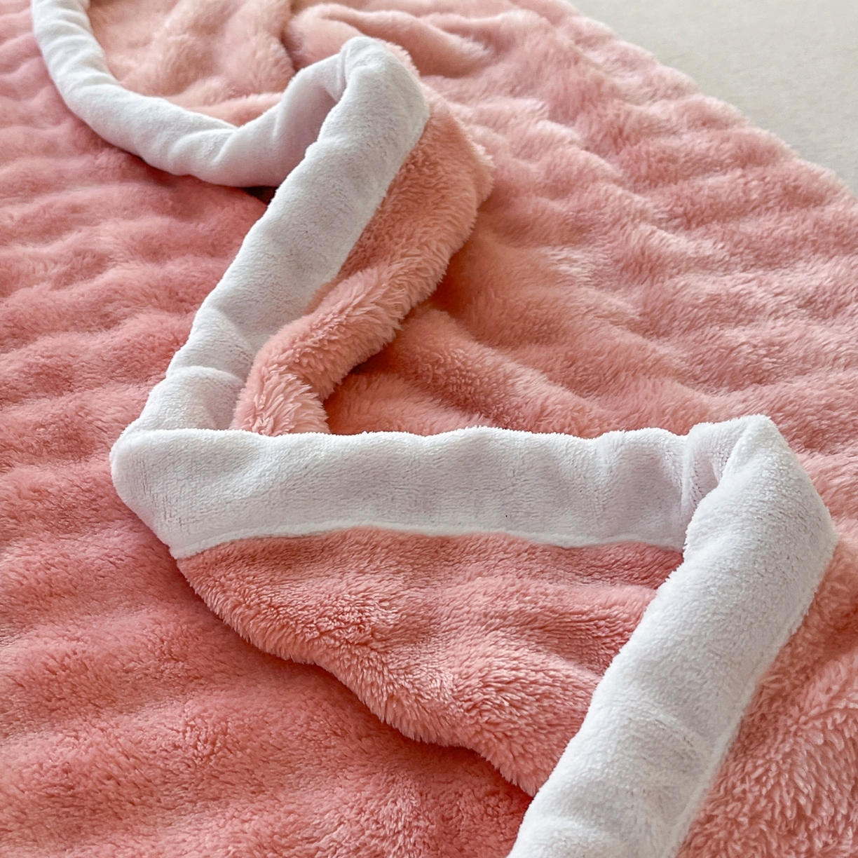 91家纺网 家纺一手货源 找家纺 （总）默忆 2025新款A类保暖加厚仿兔毛毯毯子