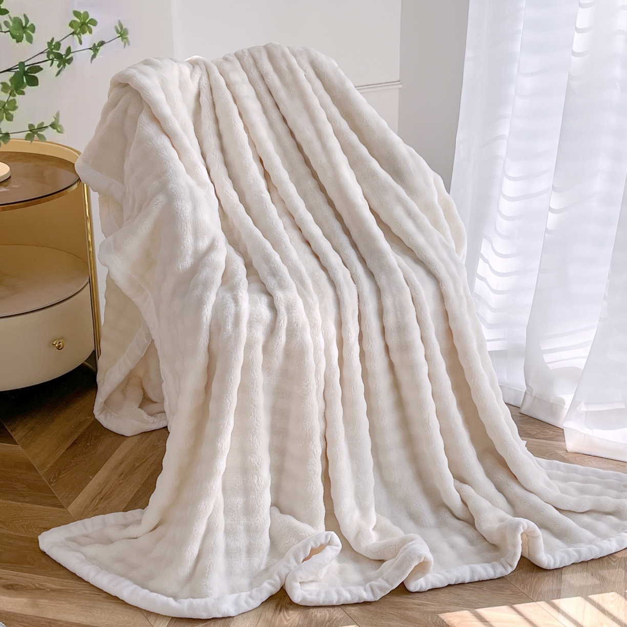 91家纺网 家纺一手货源 找家纺 （总）默忆 2025新款A类保暖加厚仿兔毛毯毯子