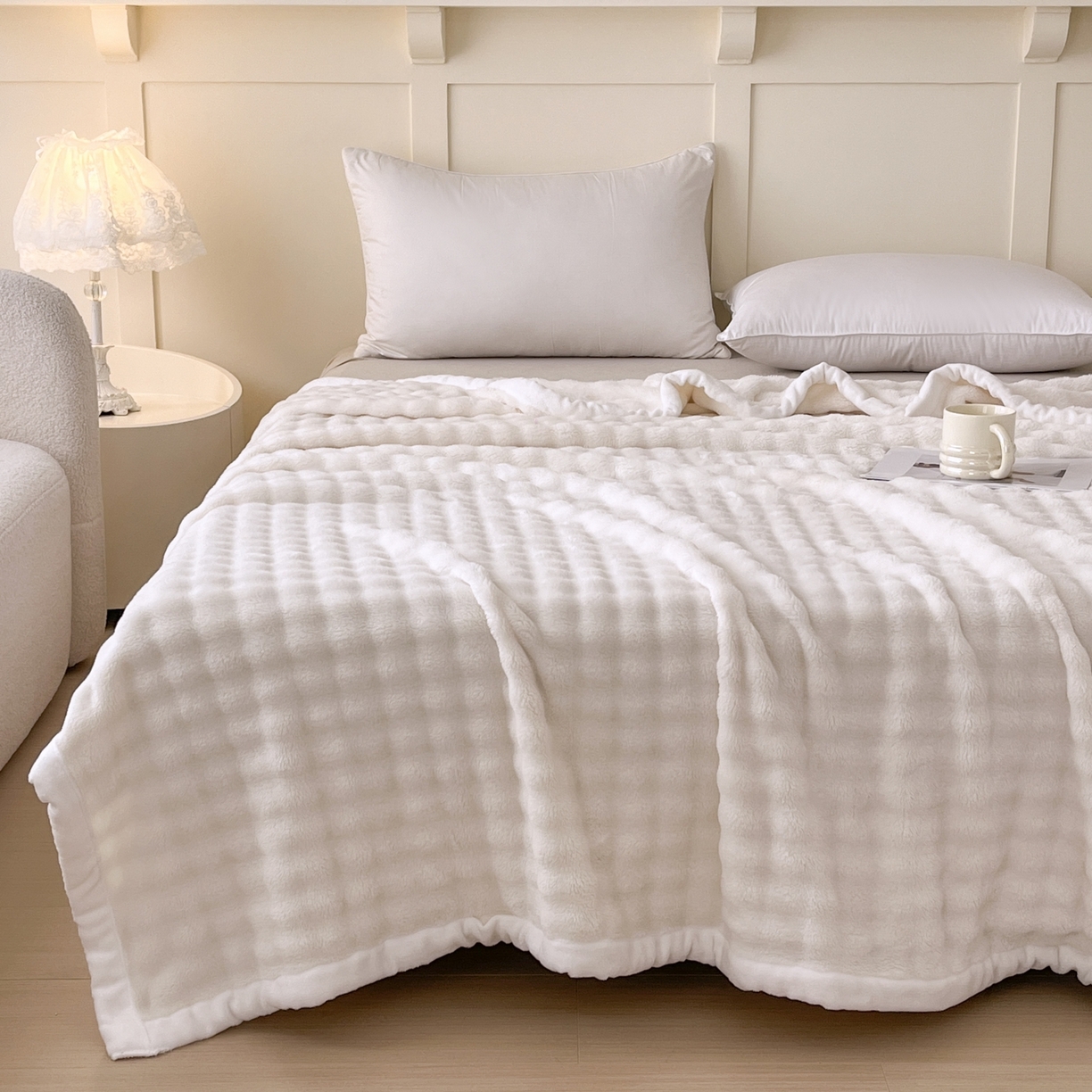 91家纺网 家纺一手货源 找家纺 默忆 2025新款A类保暖加厚仿兔毛毯毯子 米白