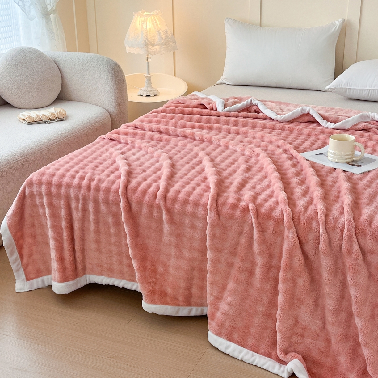 91家纺网 家纺一手货源 找家纺 默忆 2025新款A类保暖加厚仿兔毛毯毯子 粉