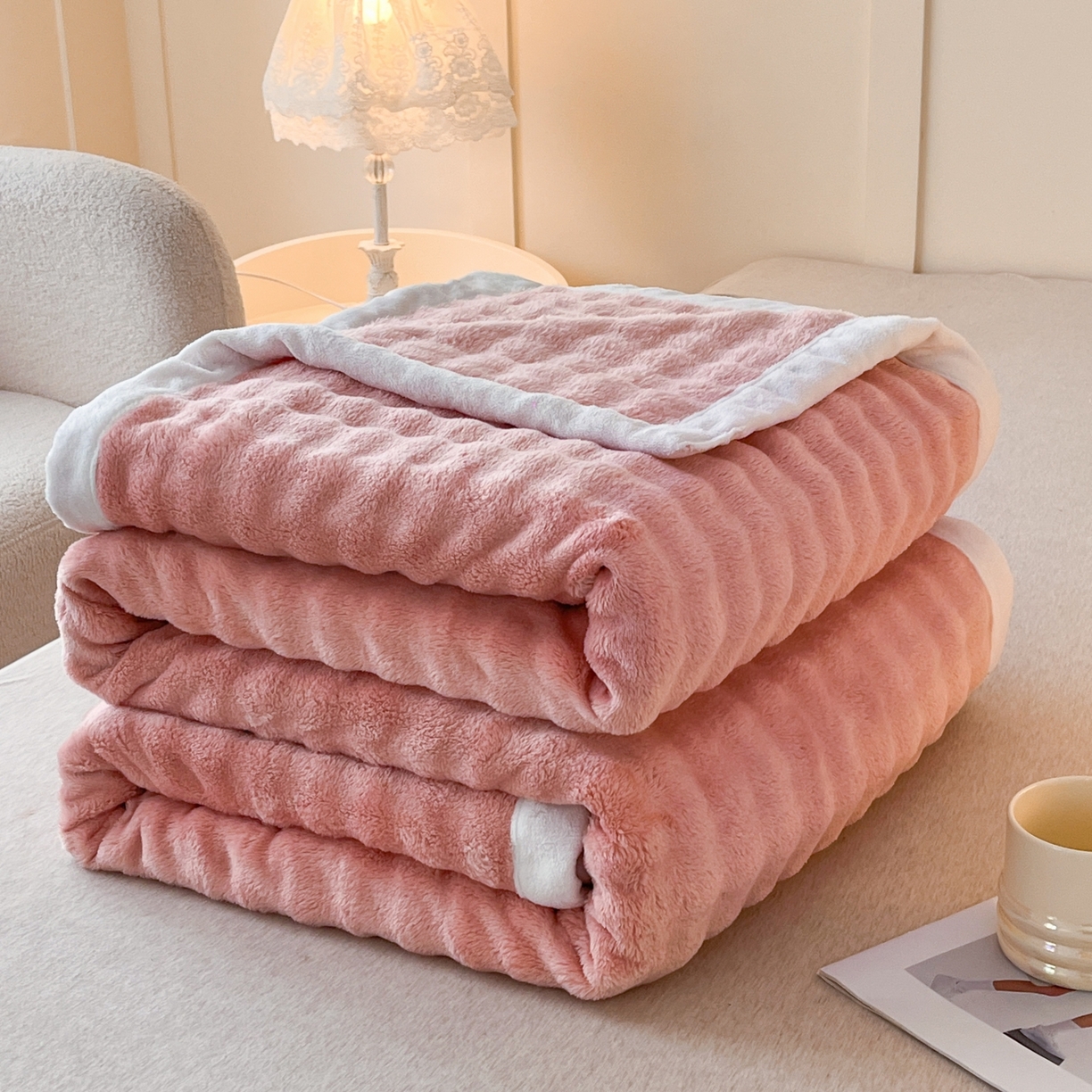 91家纺网 家纺一手货源 找家纺 默忆 2025新款A类保暖加厚仿兔毛毯毯子 粉