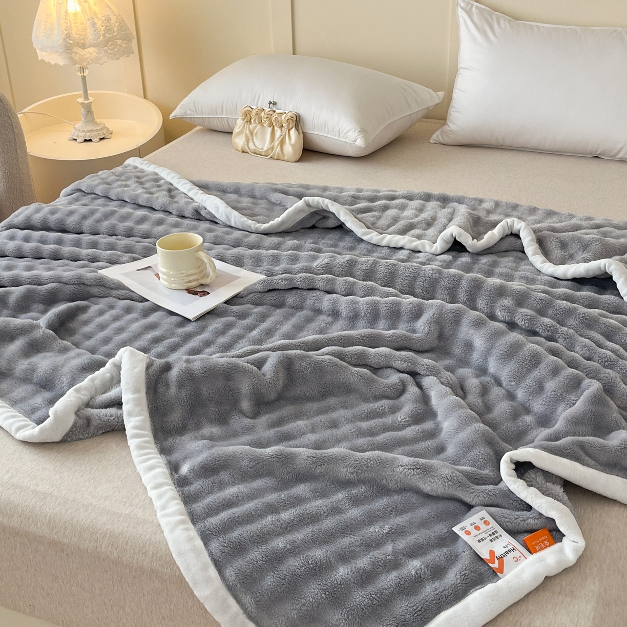 91家纺网 家纺一手货源 找家纺 默忆 2025新款A类保暖加厚仿兔毛毯毯子 蓝灰