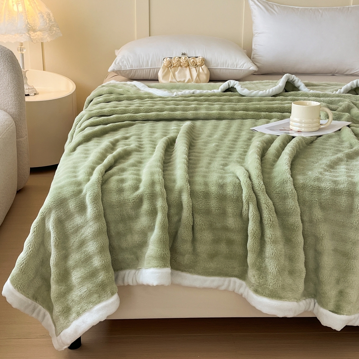 91家纺网 家纺一手货源 找家纺 默忆 2025新款A类保暖加厚仿兔毛毯毯子 绿