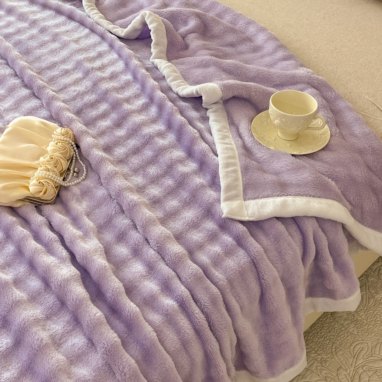 91家纺网 家纺一手货源 找家纺 默忆 2025新款A类保暖加厚仿兔毛毯毯子 紫色