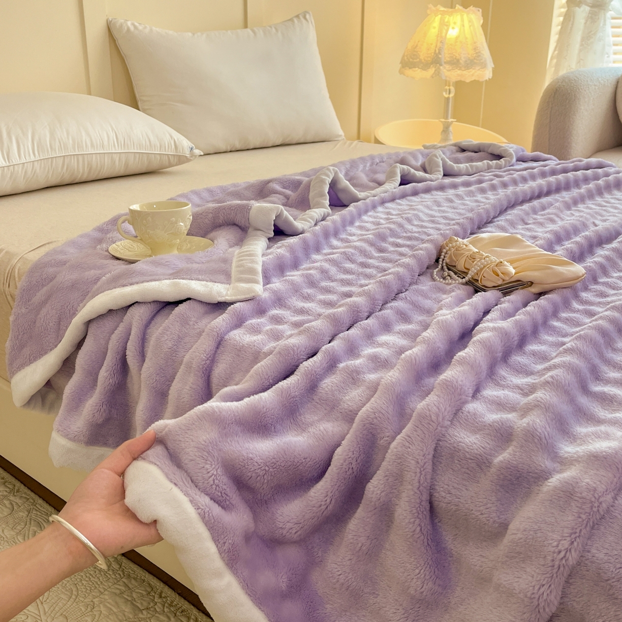91家纺网 家纺一手货源 找家纺 默忆 2025新款A类保暖加厚仿兔毛毯毯子 紫色