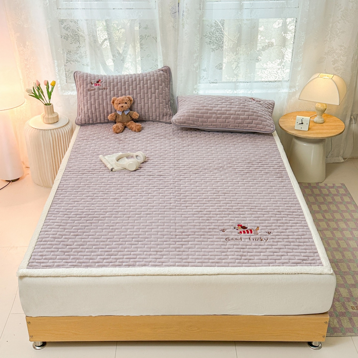 恋绒家纺 2025新款加厚牛奶绒夹棉床褥床护垫床垫 幸运狗-银灰