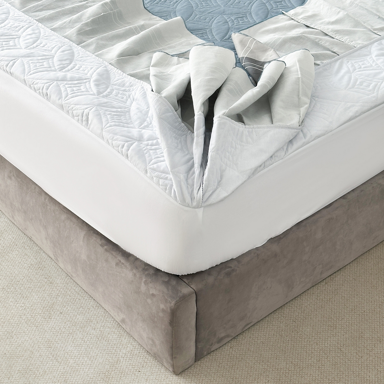 91家纺网 家纺一手货源 找家纺 福丽莱家纺 2025新款高端60纯棉数码印花夹棉床裙四件套 逆光-蓝