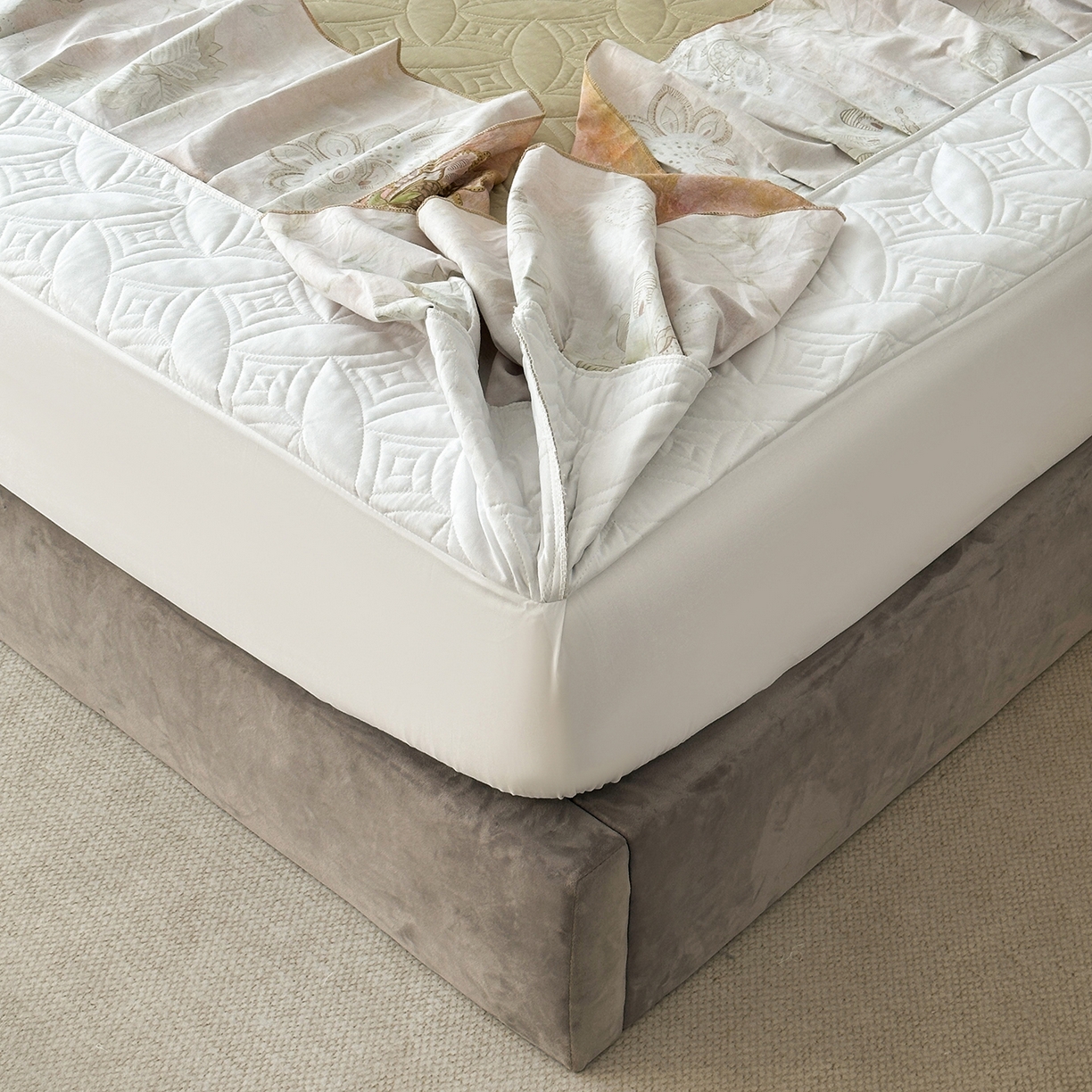 91家纺网 家纺一手货源 找家纺 福丽莱家纺 2025新款高端60纯棉数码印花夹棉床裙四件套 瑞贝卡