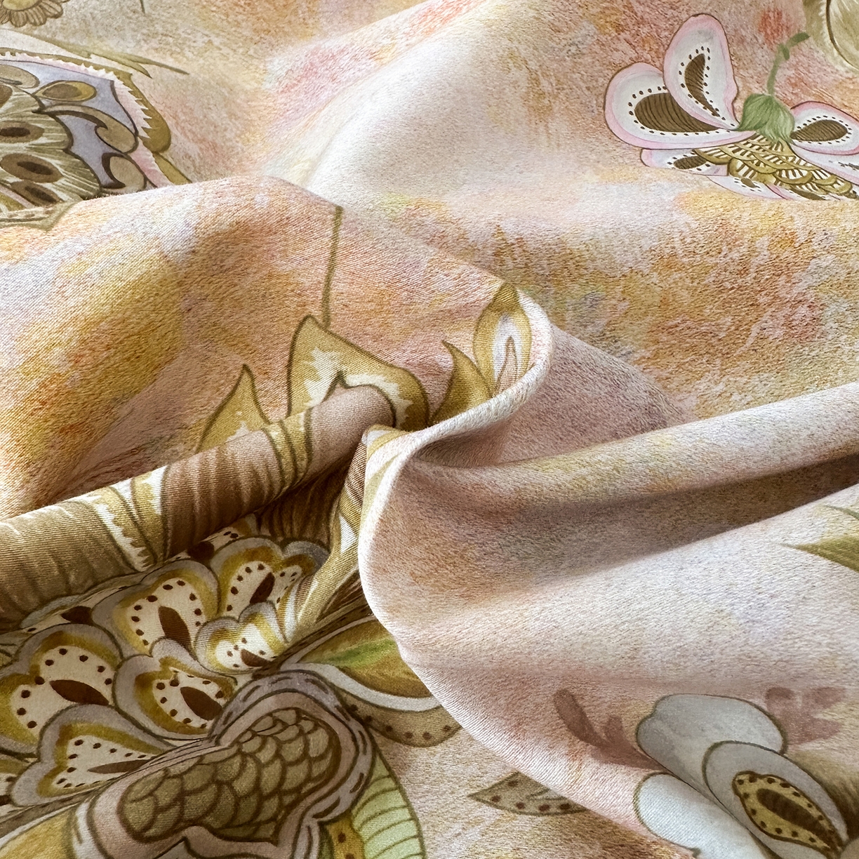 91家纺网 家纺一手货源 找家纺 福丽莱家纺 2025新款高端60纯棉数码印花夹棉床裙四件套 瑞贝卡