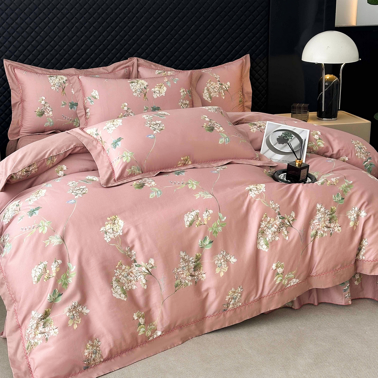 91家纺网 家纺一手货源 找家纺 福丽莱家纺 2025新款高端60纯棉数码印花夹棉床裙四件套 若婉-玫瑰粉