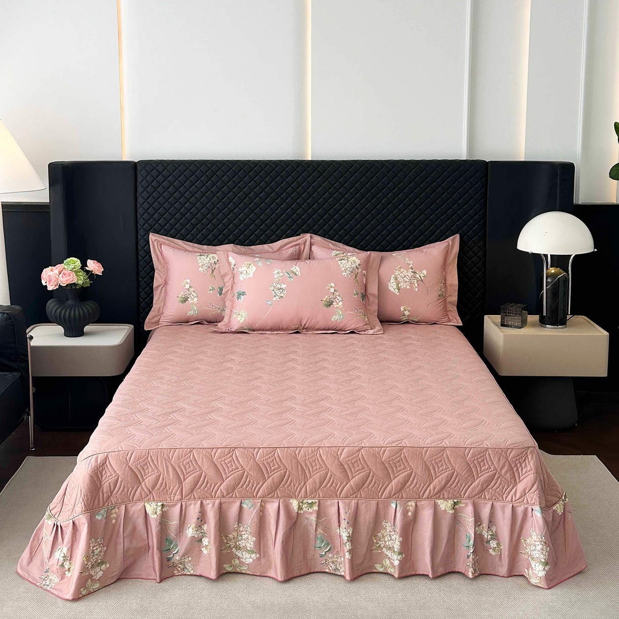 91家纺网 家纺一手货源 找家纺 福丽莱家纺 2025新款高端60纯棉数码印花夹棉床裙四件套 若婉-玫瑰粉