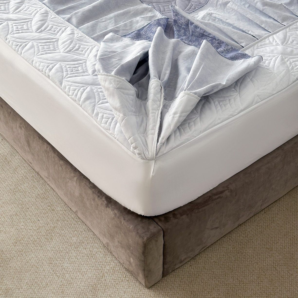 91家纺网 家纺一手货源 找家纺 福丽莱家纺 2025新款高端60纯棉数码印花夹棉床裙四件套 薰衣之恋