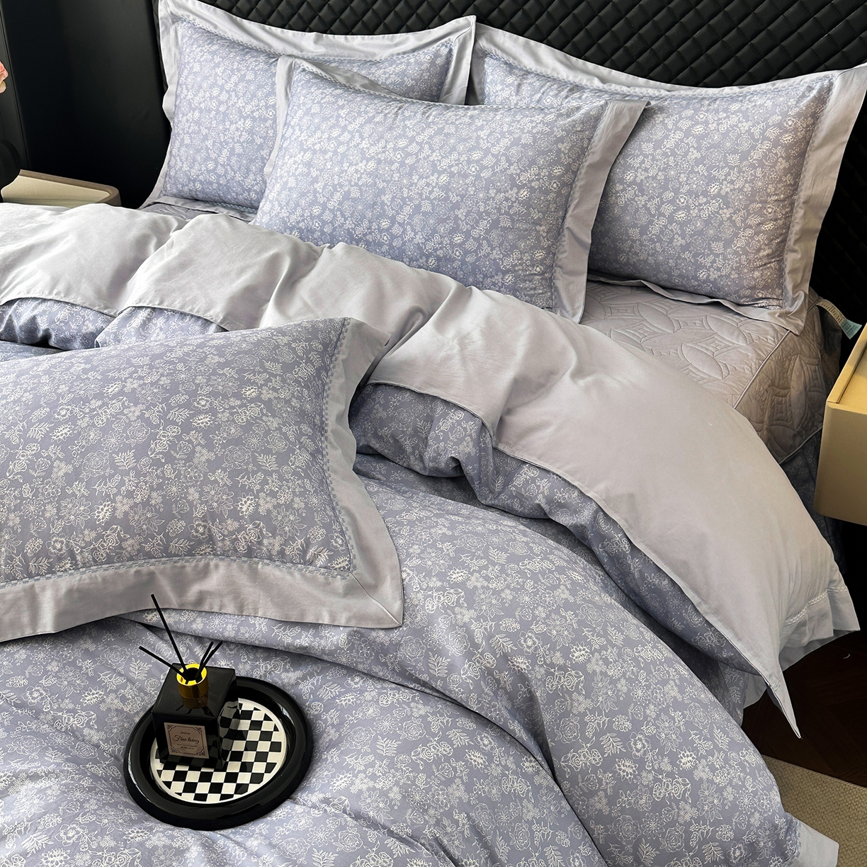 91家纺网 家纺一手货源 找家纺 福丽莱家纺 2025新款高端60纯棉数码印花夹棉床裙四件套 薰衣之恋