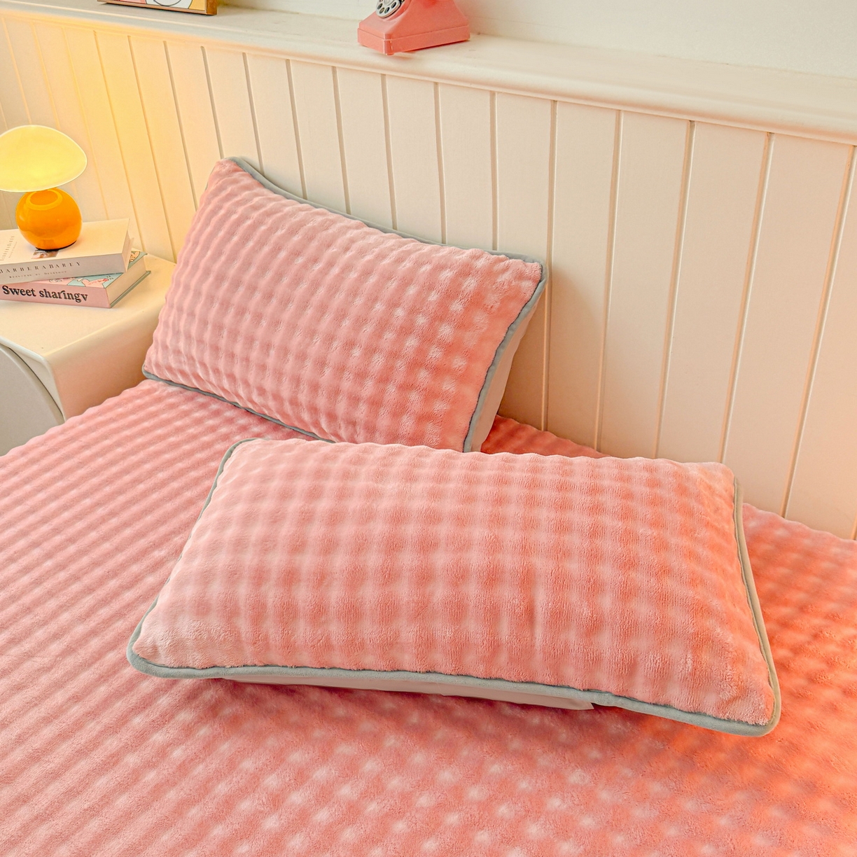 91家纺网 家纺一手货源 找家纺 爱思凯家纺 2025新款加厚泡泡绒纯色单品床单单件床单 松饼熊床单-粉