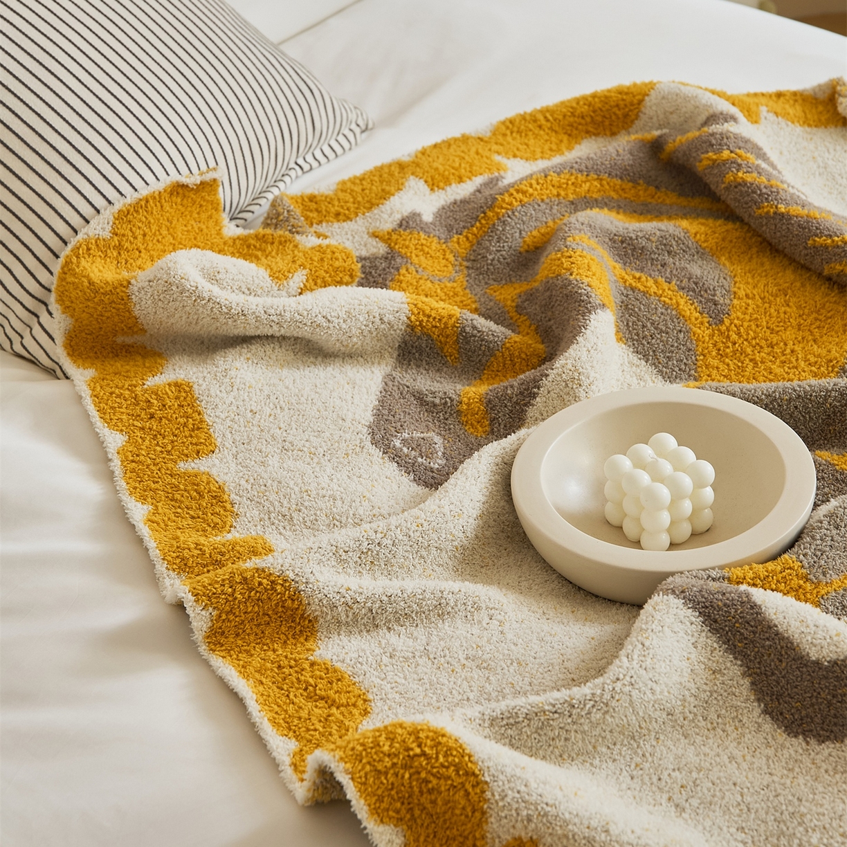 91家纺网 家纺一手货源 找家纺 暖绵绵家纺 2025新款半边绒毛毯毯子-玛达恩 玛达恩-黄色