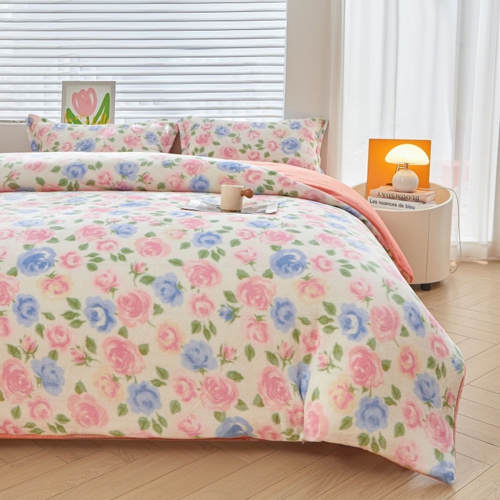 91家纺网 家纺一手货源 找家纺 艾特你 2025新款卡通可拆卸棉花被冬被被子被芯 玫瑰花海