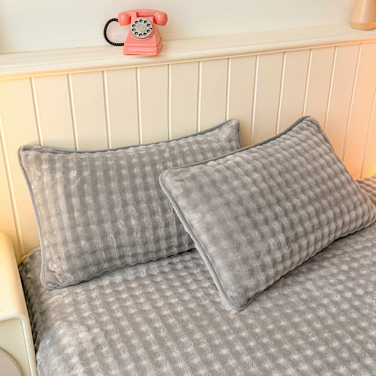 91家纺网 家纺一手货源 找家纺 爱思凯家纺 2025新款加厚泡泡绒纯色单品床单单件床单 松饼熊床单-灰