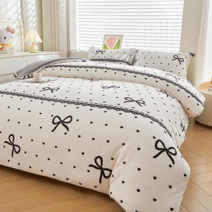 91家纺网 家纺一手货源 找家纺 艾特你 2025新款卡通可拆卸棉花被冬被被子被芯 夜曲蝴蝶