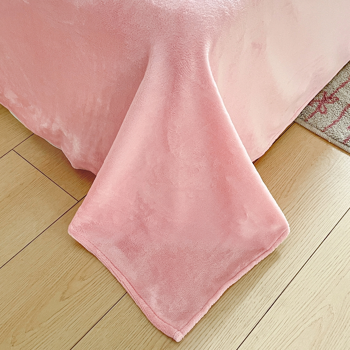 91家纺网 家纺一手货源 找家纺 金爱家 2025新款A类三丽鸥授权毛巾绣混搭少女加厚牛奶绒系列四件套 绒毛巾绣-蝴蝶结KT绿粉