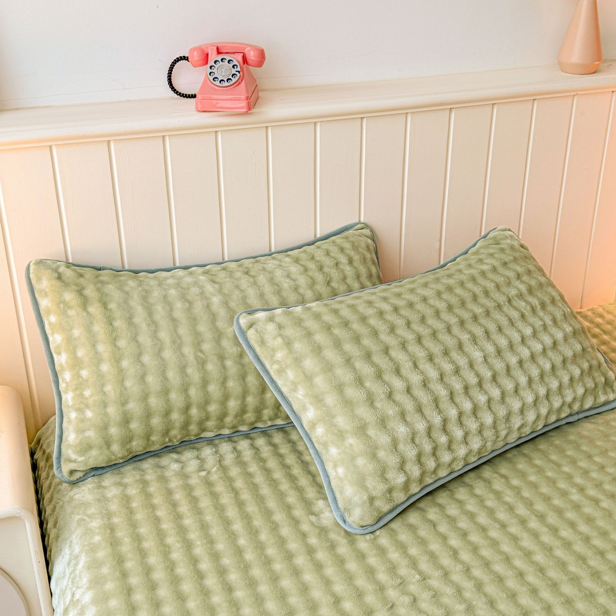 91家纺网 家纺一手货源 找家纺 爱思凯家纺 2025新款加厚泡泡绒纯色单品床单单件床单 松饼熊床单-绿