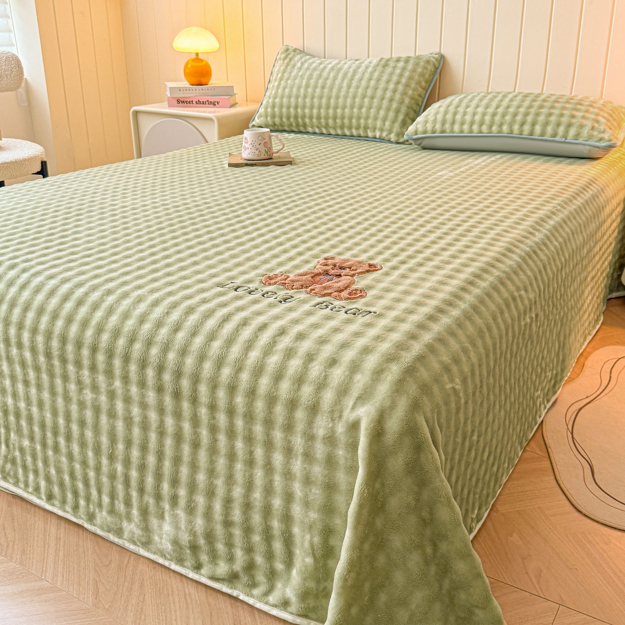 91家纺网 家纺一手货源 找家纺 爱思凯家纺 2025新款加厚泡泡绒纯色单品床单单件床单 松饼熊床单-绿