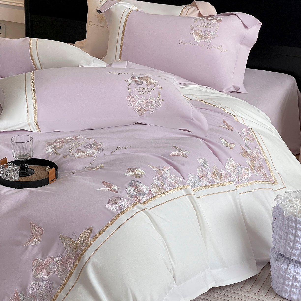 91家纺网 家纺一手货源 找家纺 （总）爱妮菲家纺 2025秋冬新款轻奢高级感加厚保暖全棉纯棉磨毛重工刺绣四件套床上用品花间集