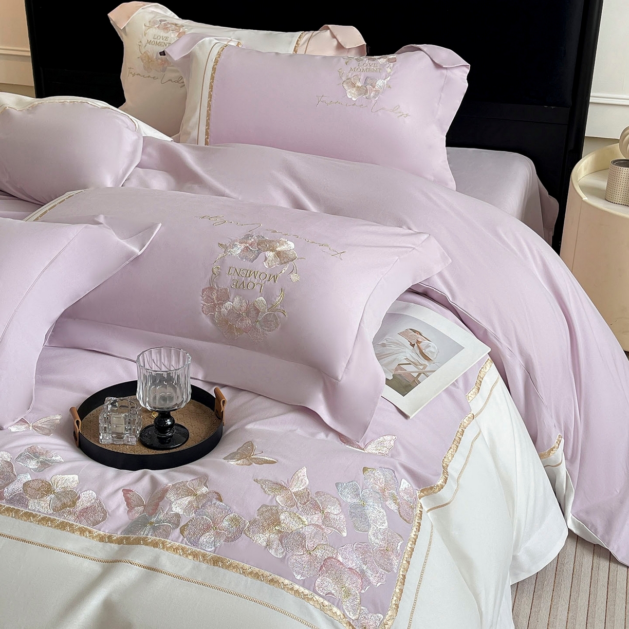 91家纺网 家纺一手货源 找家纺 （总）爱妮菲家纺 2025秋冬新款轻奢高级感加厚保暖全棉纯棉磨毛重工刺绣四件套床上用品花间集