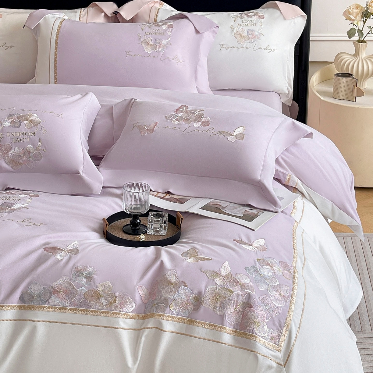 91家纺网 家纺一手货源 找家纺 （总）爱妮菲家纺 2025秋冬新款轻奢高级感加厚保暖全棉纯棉磨毛重工刺绣四件套床上用品花间集