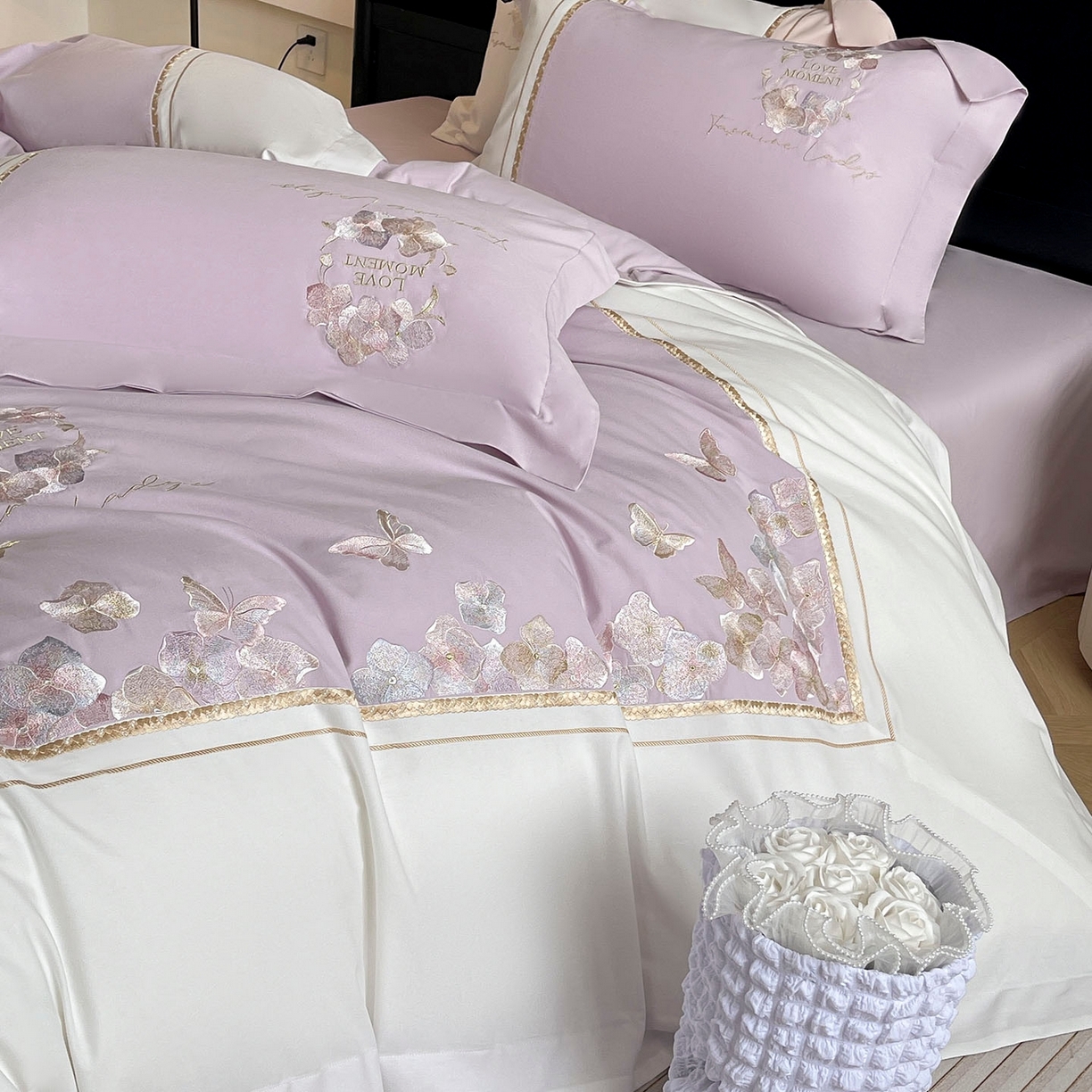 91家纺网 家纺一手货源 找家纺 （总）爱妮菲家纺 2025秋冬新款轻奢高级感加厚保暖全棉纯棉磨毛重工刺绣四件套床上用品花间集