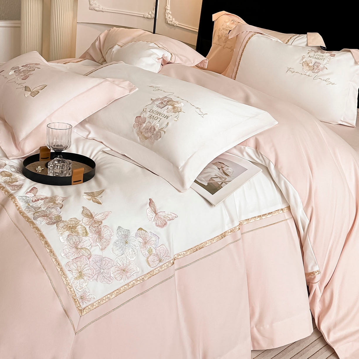 91家纺网 家纺一手货源 找家纺 （总）爱妮菲家纺 2025秋冬新款轻奢高级感加厚保暖全棉纯棉磨毛重工刺绣四件套床上用品花间集