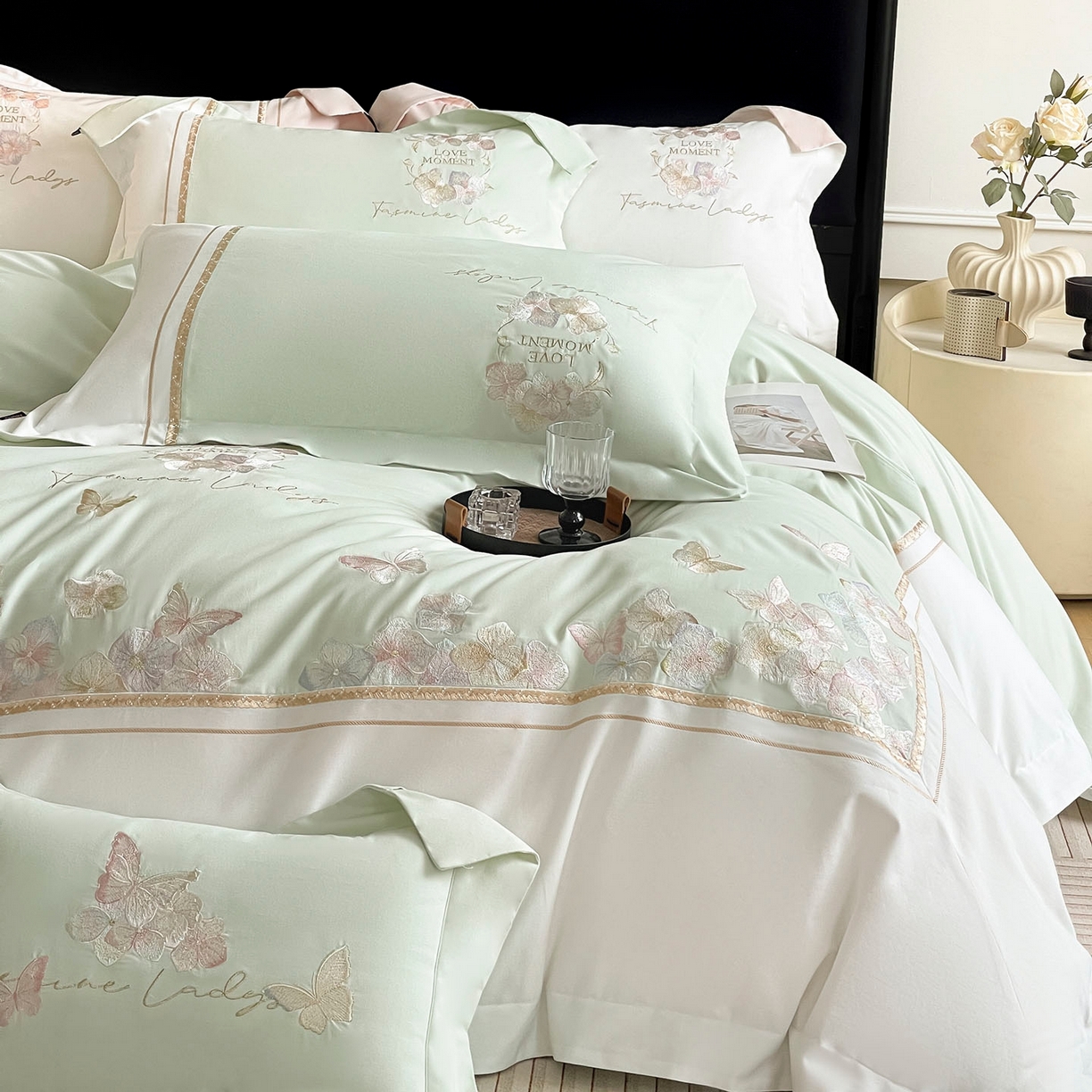 91家纺网 家纺一手货源 找家纺  2025秋冬新款轻奢高级感加厚保暖全棉纯棉磨毛重工刺绣四件套床上用品花间集 花间集-清绿