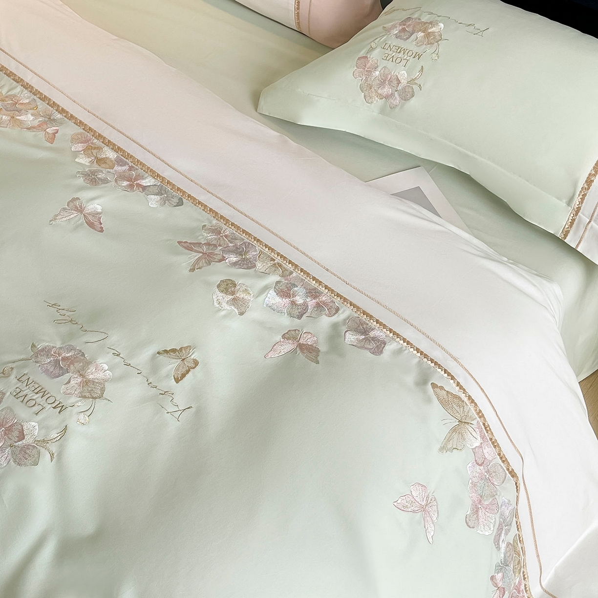 91家纺网 家纺一手货源 找家纺  2025秋冬新款轻奢高级感加厚保暖全棉纯棉磨毛重工刺绣四件套床上用品花间集 花间集-清绿