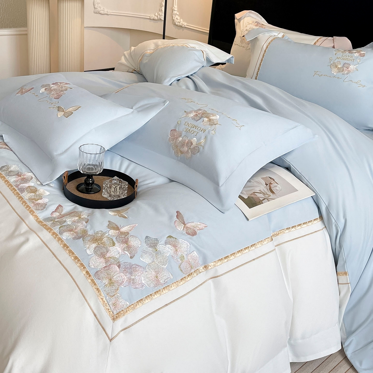 91家纺网 家纺一手货源 找家纺 （总）乔利卡沃 2025秋冬新款轻奢高级感加厚保暖全棉纯棉磨毛重工刺绣四件套床上用品花间集