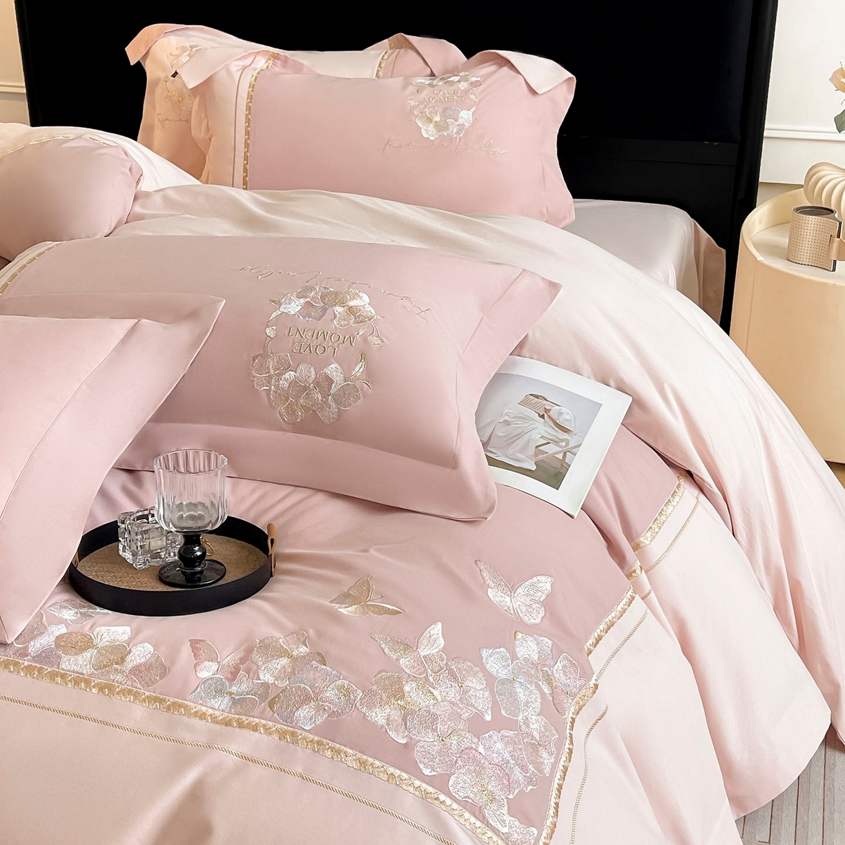 91家纺网 家纺一手货源 找家纺  2025秋冬新款轻奢高级感加厚保暖全棉纯棉磨毛重工刺绣四件套床上用品花间集 花间集-红桃