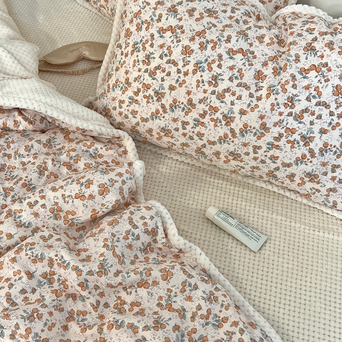 91家纺网 家纺一手货源 找家纺 （总）荣轩 2025秋冬必备新品棉加绒华夫格提花绒工艺款四件套（铺床版）